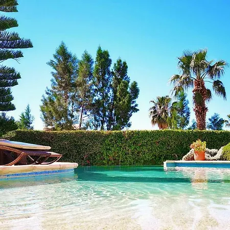Spacious Luxury In Coral Bay Peyia
