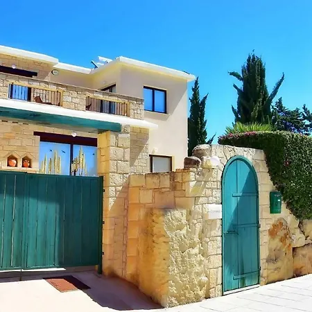 Spacious Luxury In Coral Bay Vilă *